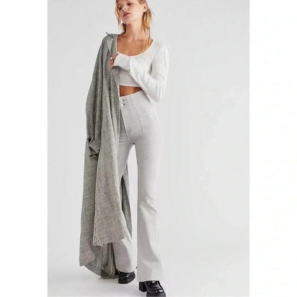 New Free People Jayde Flare Jeans High Rise We The Free Light Sea Wash Gray 31 - Picture 14 of 14